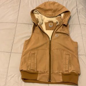 Carhartt Sherpa lined, hooded vest